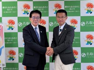 金子国土交通大臣と山田市長