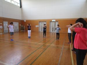 向上3