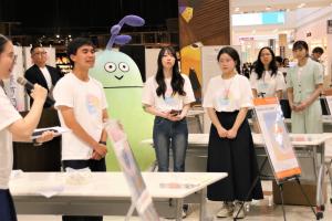 「旅するジェラート」商品開発発表会会場